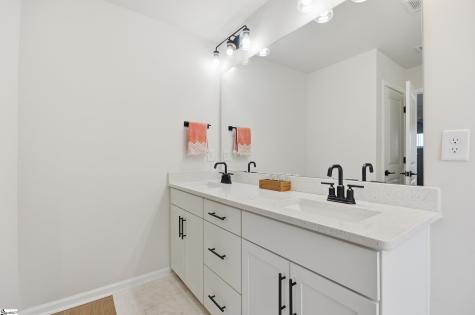 4076 Moffre Drive Boiling Springs SC 29316