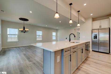 6059 Ives Avenue Spartanburg SC 29307
