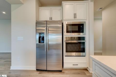 6059 Ives Avenue Spartanburg SC 29307