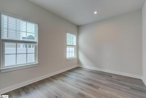 6059 Ives Avenue Spartanburg SC 29307