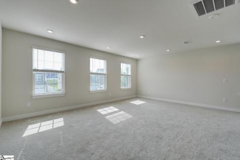 6059 Ives Avenue Spartanburg SC 29307