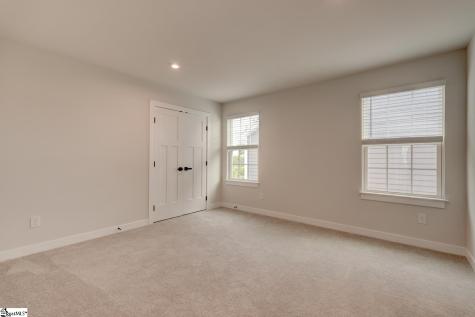 6059 Ives Avenue Spartanburg SC 29307