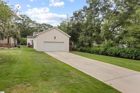 4 Waverly Court Greenville SC 29605