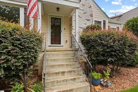 4 Waverly Court Greenville SC 29605