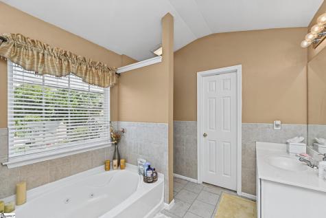 300 Bellarine Drive Greenville SC 29605