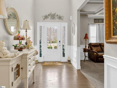 190 Colfax Drive Boiling Springs SC 29316