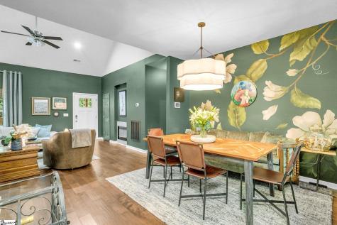13 Pasadena Avenue Greenville SC 29605