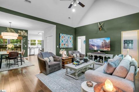13 Pasadena Avenue Greenville SC 29605