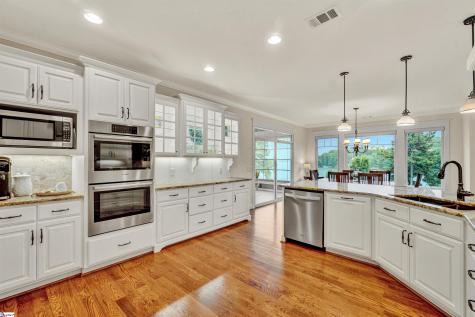 760 Woods Edge Drive Seneca SC 29672