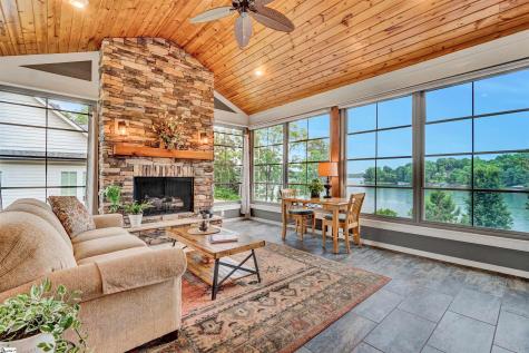 760 Woods Edge Drive Seneca SC 29672