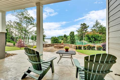 760 Woods Edge Drive Seneca SC 29672