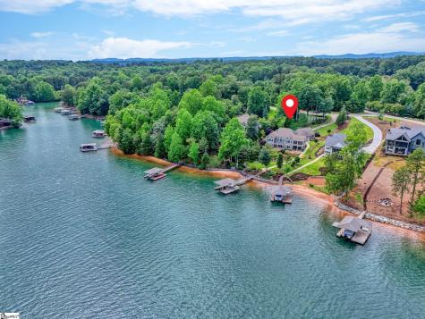 760 Woods Edge Drive Seneca SC 29672