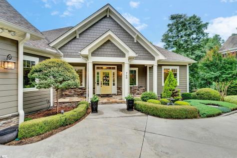 760 Woods Edge Drive Seneca SC 29672