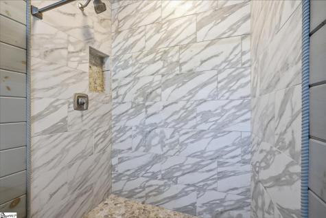 6 Covington Road Greenville SC 29617