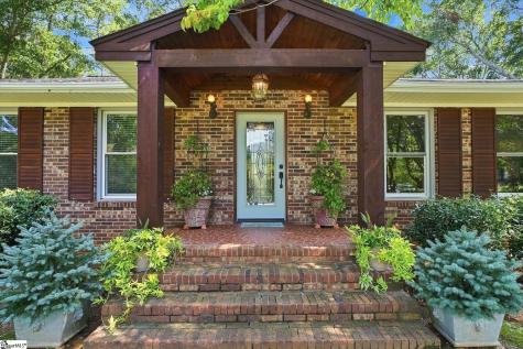 6 Covington Road Greenville SC 29617