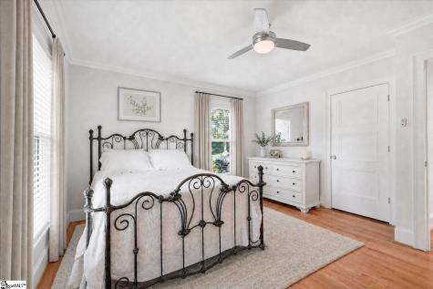 6 Covington Road Greenville SC 29617
