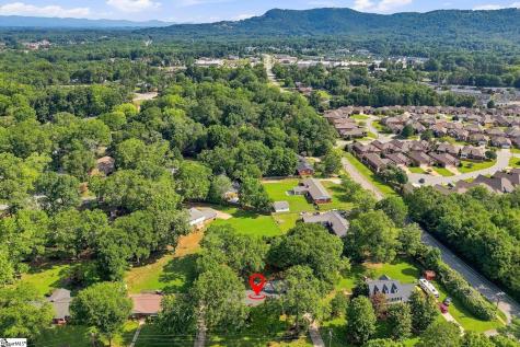 6 Covington Road Greenville SC 29617