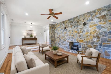6 Covington Road Greenville SC 29617