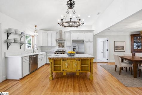 6 Covington Road Greenville SC 29617