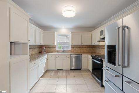 1031 Summit Drive Greenville SC 29609