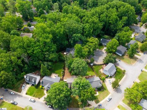 1031 Summit Drive Greenville SC 29609