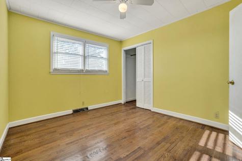 301 Dixon Street Clinton SC 29325