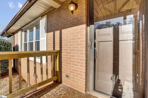 301 Dixon Street Clinton SC 29325