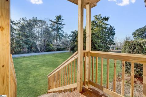 301 Dixon Street Clinton SC 29325