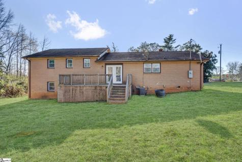 301 Dixon Street Clinton SC 29325