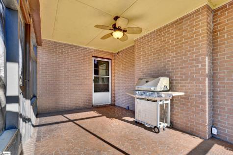 301 Dixon Street Clinton SC 29325