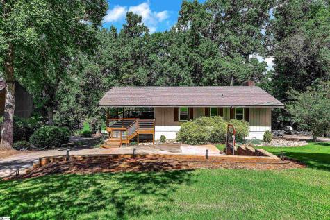 107 J Moore Avenue Townville SC 29689