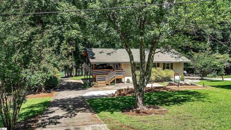107 J Moore Avenue Townville SC 29689