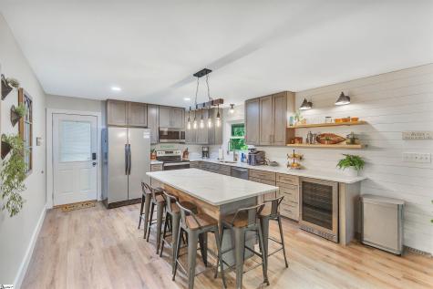 107 J Moore Avenue Townville SC 29689