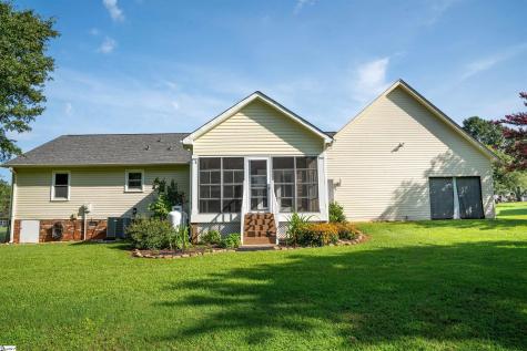 145 Crossgate Drive Boiling Springs SC 29316