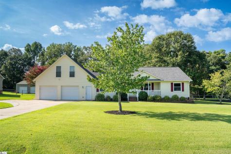 145 Crossgate Drive Boiling Springs SC 29316