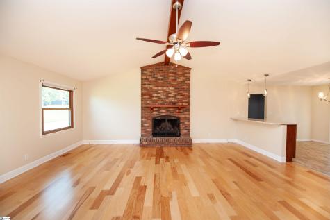 145 Crossgate Drive Boiling Springs SC 29316