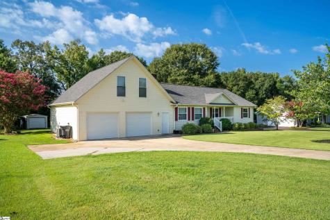 145 Crossgate Drive Boiling Springs SC 29316