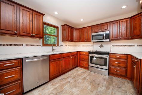 145 Crossgate Drive Boiling Springs SC 29316