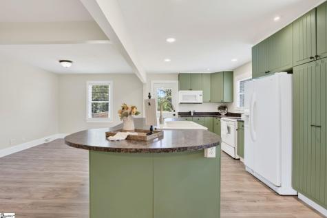 108 Mountain View Avenue Greer SC 29650