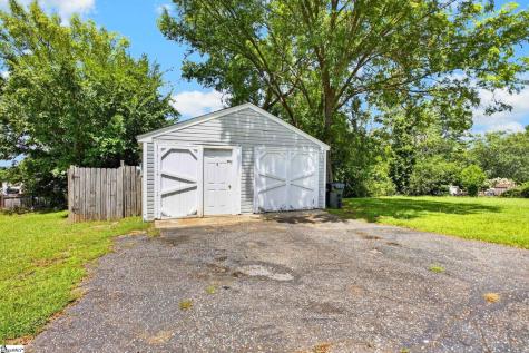 108 Mountain View Avenue Greer SC 29650