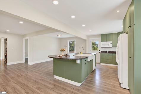 108 Mountain View Avenue Greer SC 29650