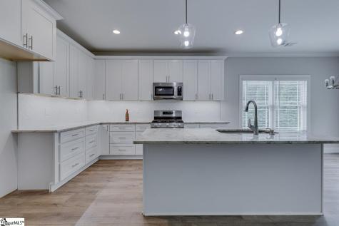 202 Meadow Lane Easley SC 29642