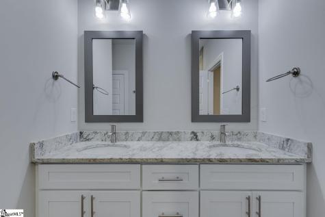 202 Meadow Lane Easley SC 29642