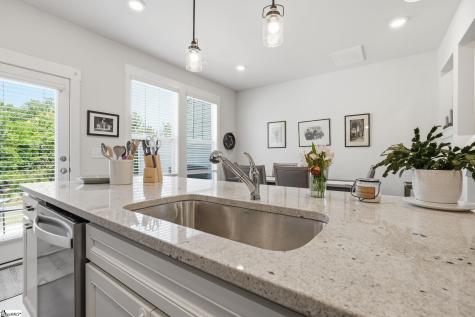 64 Mardale Lane Greenville SC 29609