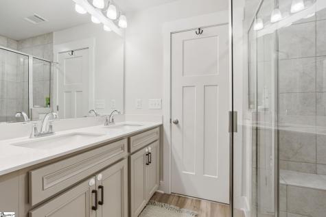 64 Mardale Lane Greenville SC 29609