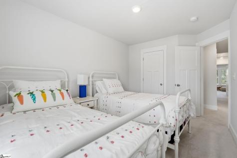 64 Mardale Lane Greenville SC 29609
