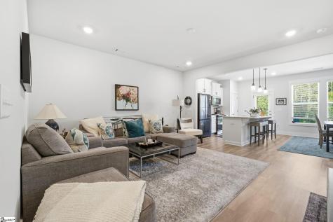 64 Mardale Lane Greenville SC 29609