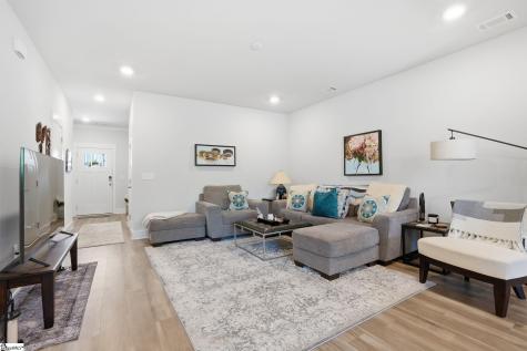 64 Mardale Lane Greenville SC 29609