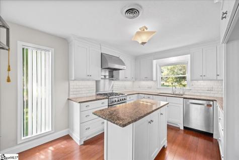 136 Shannon Lake Circle Greenville SC 29615