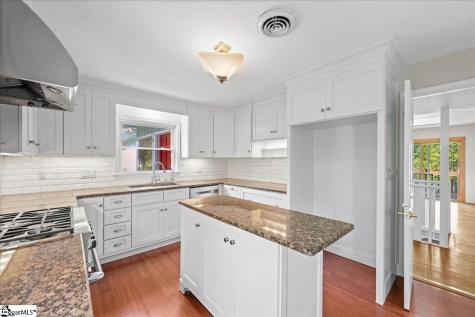 136 Shannon Lake Circle Greenville SC 29615